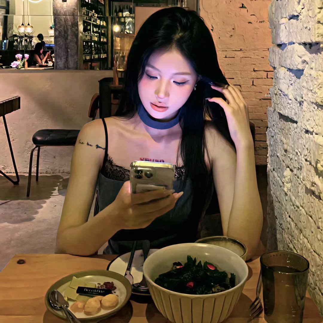 生后我和妹妹换了孩子